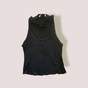 Choker Tank